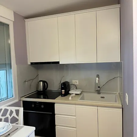 Infinity Apartment *